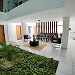 Flat No Centro De Porto De Galinhas - Perto Da Praia Principal E Vila Turistica